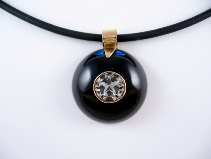Mason County Lone Star Topaz in Black Onyx dome